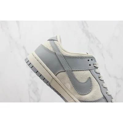 Louis Vuitton x Nike Dunk Low "Virgil/Grey/Off White" фото № 3