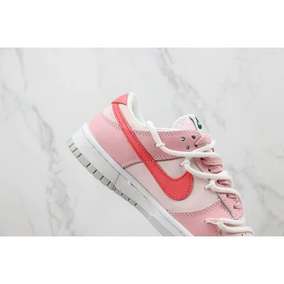 Nike Dunk Low "Red/Pale Coral" фото № 3