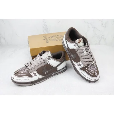Chrome Hearts x Nike Dunk Low "White/Dark Brown" фото № 7 Chrome Hearts x Nike Dunk Low "White/Dark Brown" фото № 7