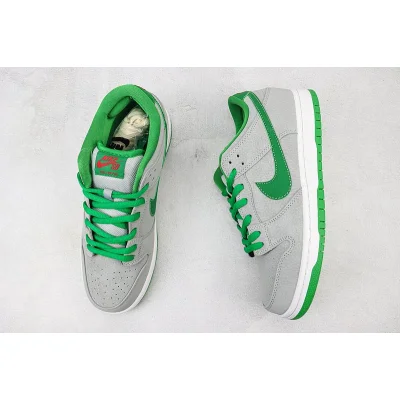 Nike Dunk Low "Matte Silver/Classic Green" фото № 6