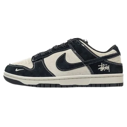 Stussy x Nike Dunk Low "Black/Craftpaper Beige"