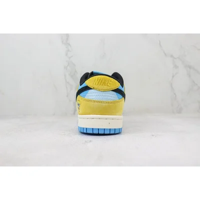 The Powerpuff Girls x Nike Dunk Low "Yellow Bubbles" фото № 9 The Powerpuff Girls x Nike Dunk Low "Yellow Bubbles" фото № 9