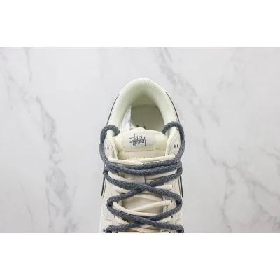 Stussy x Nike Dunk Low "Slate Grey" фото № 5