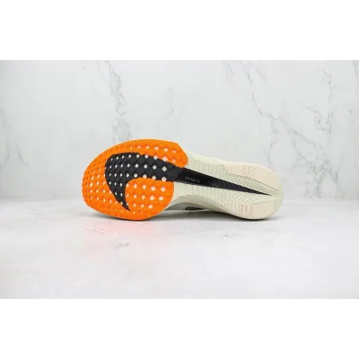 Nike ZoomX Vaporfly Next 3 "White/Ivory/Black" фото № 8 Nike ZoomX Vaporfly Next 3 "White/Ivory/Black" фото № 8