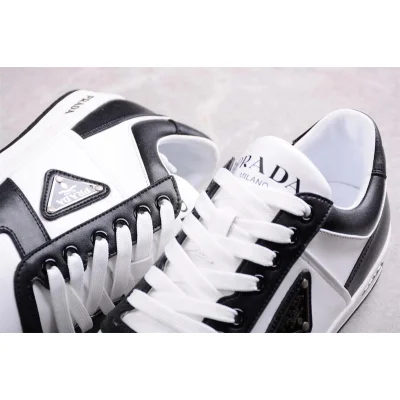 Prada Downtown Leather "White/Black" фото № 8