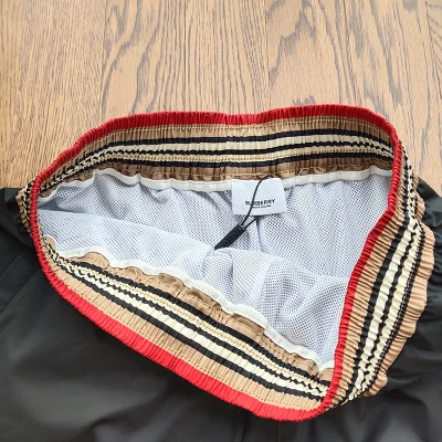 Шорты Burberry Cotton With Stripes "Black" фото № 9