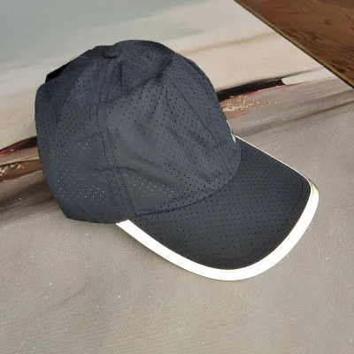 Кепка Nike Into The Grid "Black/Gray" фото № 3 Кепка Nike Into The Grid "Black/Gray" фото № 3