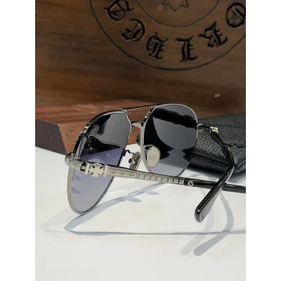 Солнцезащитные очки Chrome Hearts Temples With Crosses And Squares "Violet" фото № 3 Солнцезащитные очки Chrome Hearts Temples With Crosses And Squares "Violet" фото № 3