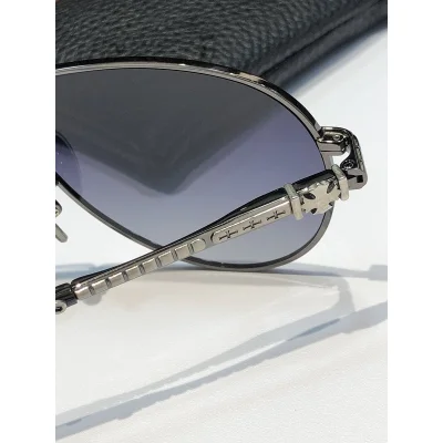 Солнцезащитные очки Chrome Hearts Temples With Crosses And Squares "Violet" фото № 4 Солнцезащитные очки Chrome Hearts Temples With Crosses And Squares "Violet" фото № 4