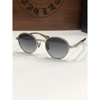 Солнцезащитные очки Chrome Hearts Rounded Shaped And Decorated Temples "Gray/Brown" фото № 2