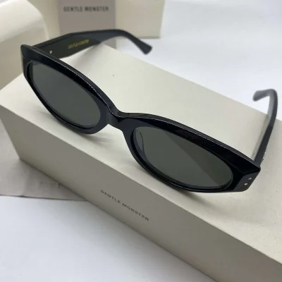 Солнцезащитные очки Gentle Monster Cat Eye Shaped Decorated By Logo "Black" фото № 2