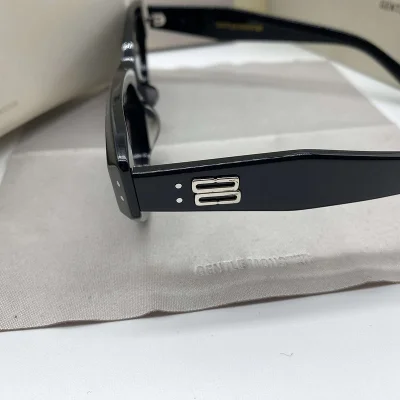 Солнцезащитные очки Gentle Monster Cat Eye Shaped Decorated By Logo "Black" фото № 7