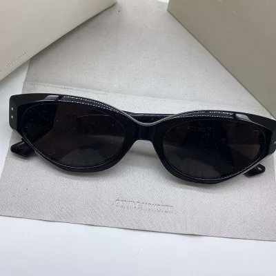 Солнцезащитные очки Gentle Monster Cat Eye Shaped Decorated By Logo "Black" фото № 9