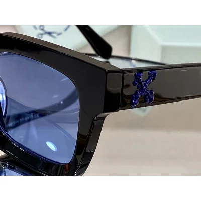 Солнцезащитные очки Chrome Hearts Wide Frame With Big Logo "Blue" фото № 5 Солнцезащитные очки Chrome Hearts Wide Frame With Big Logo "Blue" фото № 5