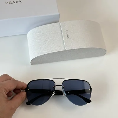 Солнцезащитные очки Prada Wide Logo Inscription On Side "Blue" фото № 2