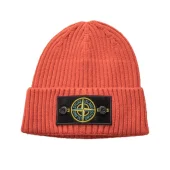 Шапка Stone Island Small Logo With Rivets "Red"
