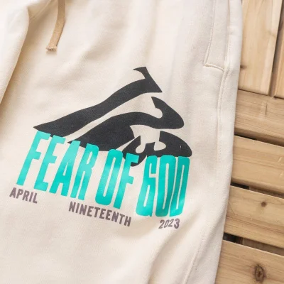 Штаны Fear Of God April Nineteen 2023 "Beige" фото № 6 Штаны Fear Of God April Nineteen 2023 "Beige" фото № 6