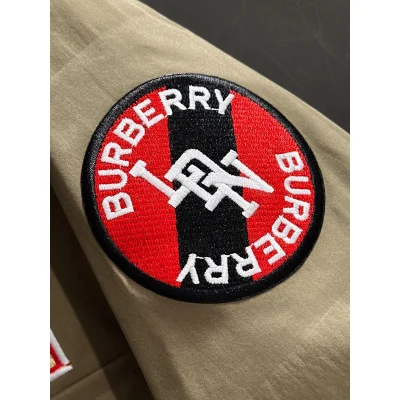 Бомбер Burberry Frontside Print LDN Burberry "Beige" фото № 5