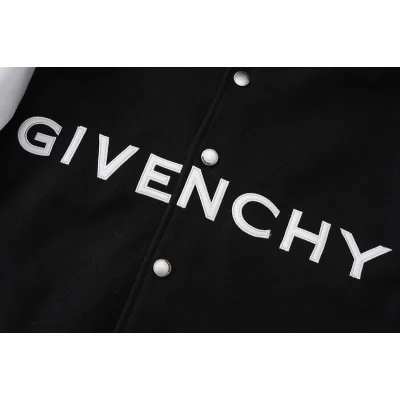 Бомбер Givenchy Logo Varsity "Black/White" фото № 6 Бомбер Givenchy Logo Varsity "Black/White" фото № 6