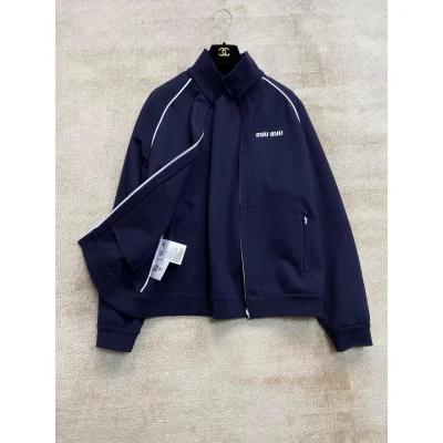 Бомбер Miu Miu Frontside Logotype White Miu MIu Light Lines "Blue" фото № 3 Бомбер Miu Miu Frontside Logotype White Miu MIu Light Lines "Blue" фото № 3