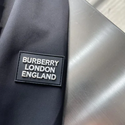 Куртка Burberry Green Print On Circle White Backside Logo "Black" фото № 5