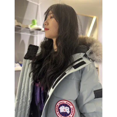 Парка Canada Goose Fur Hood "Mint" фото № 4 Парка Canada Goose Fur Hood "Mint" фото № 4