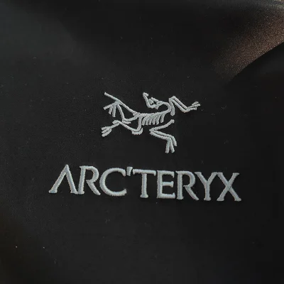 Ветровка Arcteryx Gore-Tex Solid Color "Black" фото № 8
