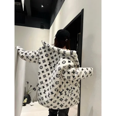 Куртка Louis Vuitton Brand Badges "White" фото № 2