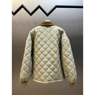 Куртка Miu Miu Frontside Beige Logotype Miu Miu "Beige" фото № 3 Куртка Miu Miu Frontside Beige Logotype Miu Miu "Beige" фото № 3