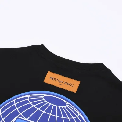 Футболка Louis Vuitton With Globe Print "Black" фото № 2