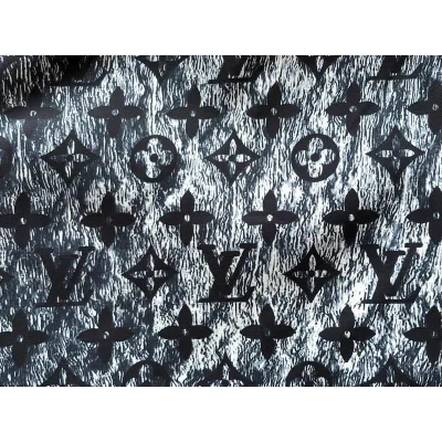 Шорты Louis Vuitton Monochrome With Repeating Logo Symbols "Black" фото № 6