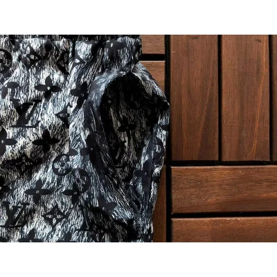 Шорты Louis Vuitton Monochrome With Repeating Logo Symbols "Black" фото № 3