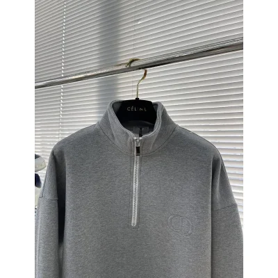 Свитшот Christian Dior Gray Clear Logotype CD "Gray" фото № 2 Свитшот Christian Dior Gray Clear Logotype CD "Gray" фото № 2