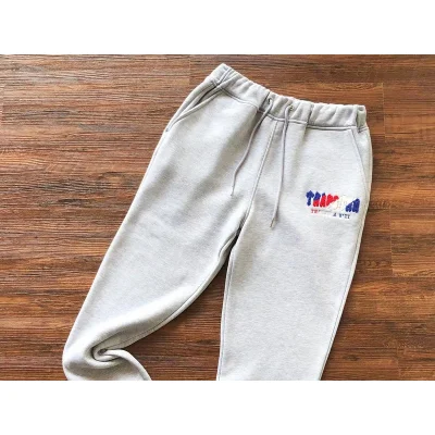 Штаны Trapstar Embroidered Logo With Three Color Background Above Inscription "Gray" фото № 2 Штаны Trapstar Embroidered Logo With Three Color Background Above Inscription "Gray" фото № 2