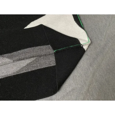 Свитер Bottega Veneta Interesting Print "Black/White" фото № 7 Свитер Bottega Veneta Interesting Print "Black/White" фото № 7