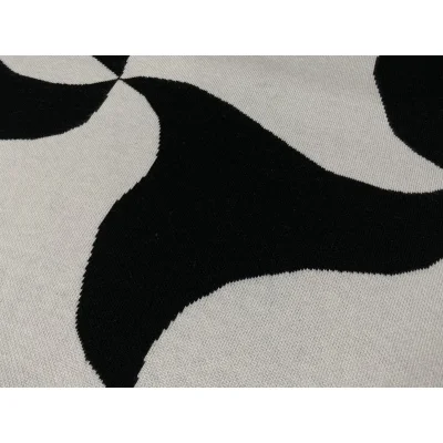 Свитер Bottega Veneta Interesting Print "Black/White" фото № 5 Свитер Bottega Veneta Interesting Print "Black/White" фото № 5