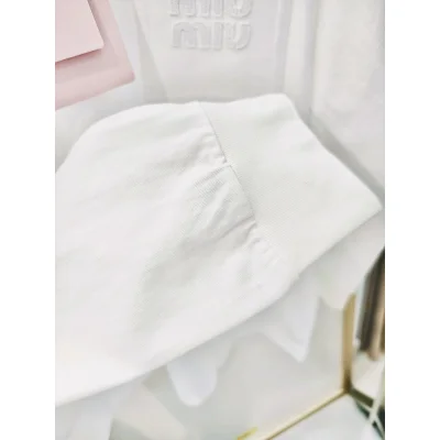 Свитшот Miu Miu Frontside Logo Clear Logotype On The Pocket "White" фото № 5
