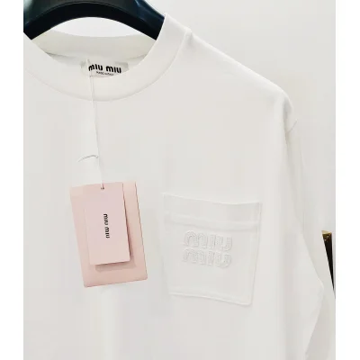 Свитшот Miu Miu Frontside Logo Clear Logotype On The Pocket "White" фото № 4