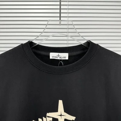 Свитшот Stone Island With Text Logo And Emblem — Single Color "Black" фото № 7