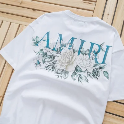 Футболка Amiri Logo With White Flowers "White" фото № 3