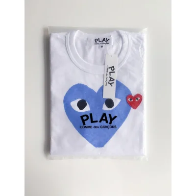 Футболка Comme des Garçons Play Blue Heart Eyes "White" фото № 2 Футболка Comme des Garçons Play Blue Heart Eyes "White" фото № 2
