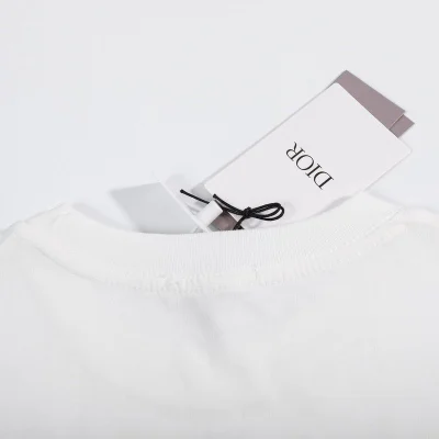 Футболка Dior With A Dog Pattern "White" фото № 6 Футболка Dior With A Dog Pattern "White" фото № 6