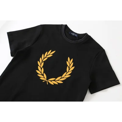 Футболка Fred Perry Laurel wreath "Black" фото № 2