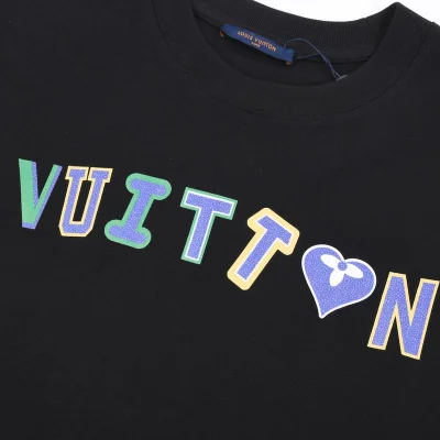 Футболка Louis Vuitton Text Logo With Heart "Black" фото № 4