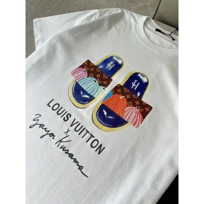 Футболка Louis Vuitton With Print Of Slippers "White" фото № 2