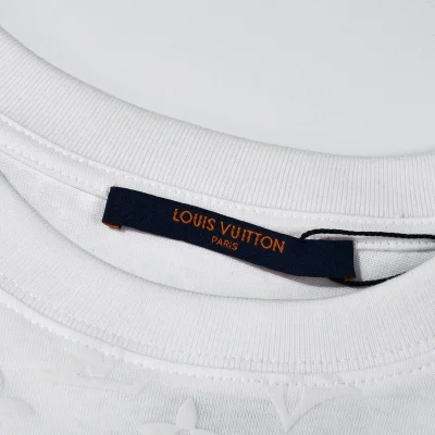 Футболка Louis Vuitton Print With Emblems "White" фото № 7