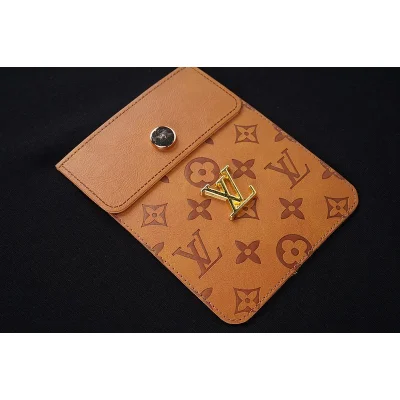 Футболка Louis Vuitton Front Pocket Decorated By Logo "Black" фото № 5