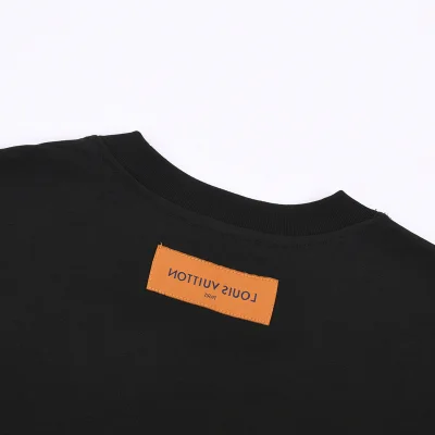 Футболка Louis Vuitton Corporate Logo Design "Black" фото № 4 Футболка Louis Vuitton Corporate Logo Design "Black" фото № 4