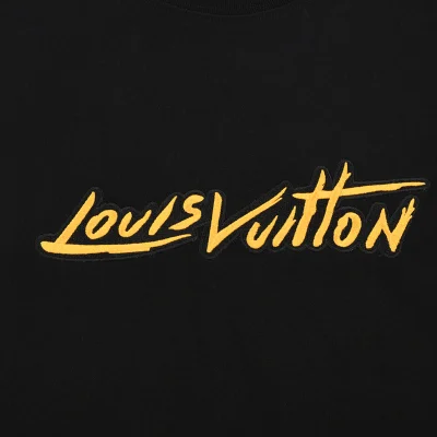 Футболка Louis Vuitton Corporate Logo Design "Black" фото № 3 Футболка Louis Vuitton Corporate Logo Design "Black" фото № 3