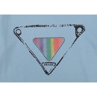 Футболка Prada Glowing Rainbow "Blue" фото № 3 Футболка Prada Glowing Rainbow "Blue" фото № 3